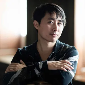 photo of man with arms crossed