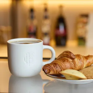 links to coffee bar information