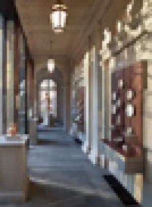 portico gallery view from the entrance